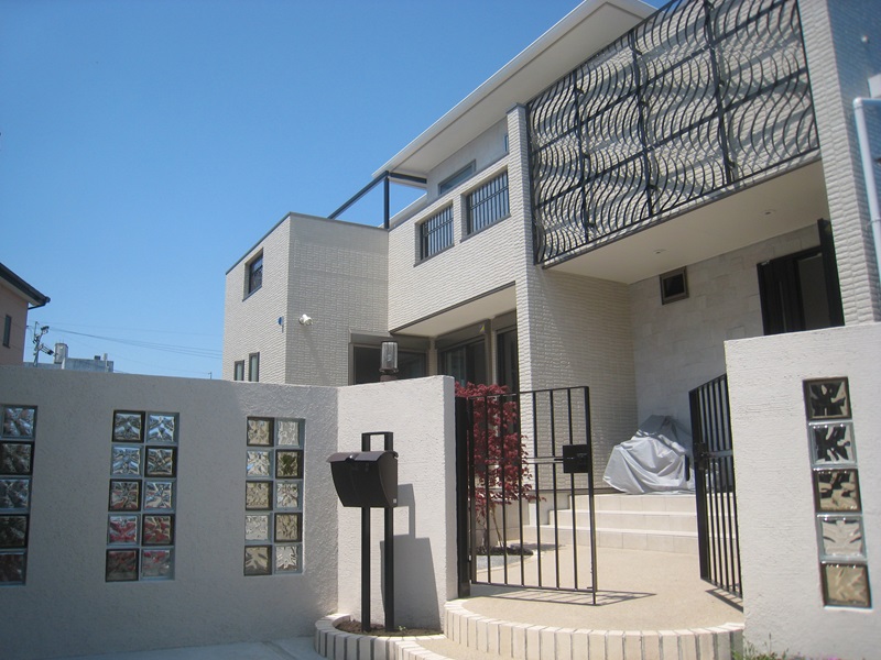 広いLDKで、家族が笑顔で過ごせる家 画像